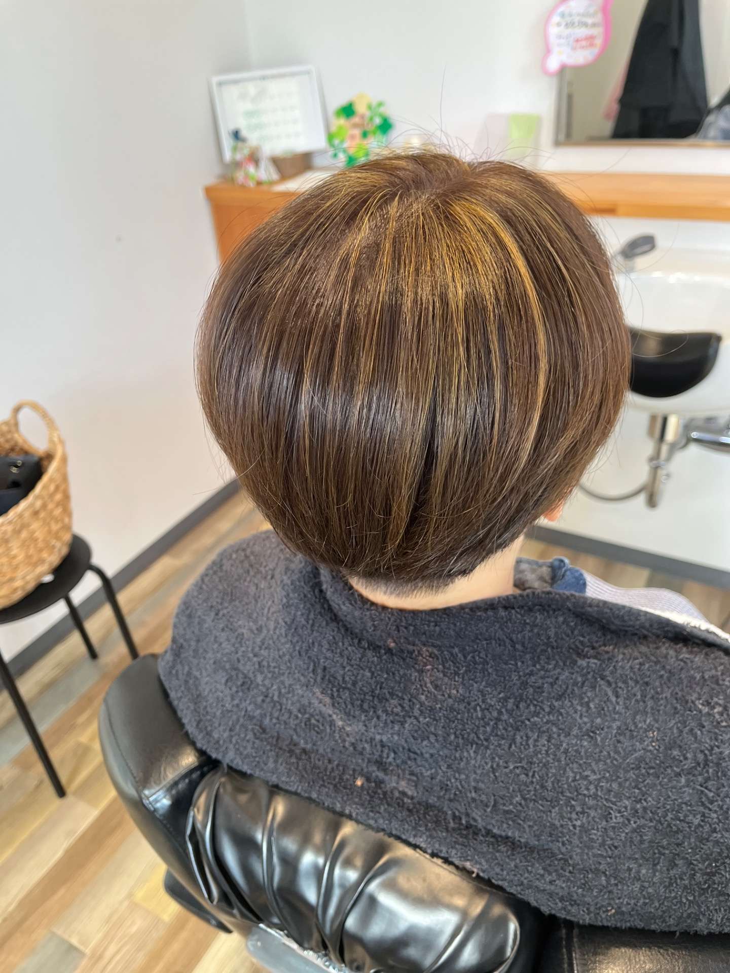 大人女性ショートヘア〜ハイライトメッシュ〜